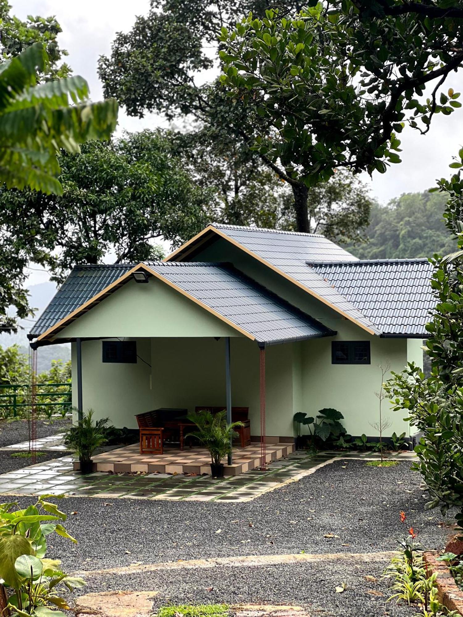 Royal Mount Inn Resorts Paithalmala Luaran gambar